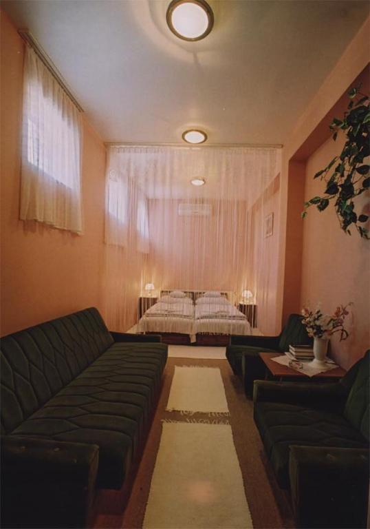 Hotel Uno Kecskemét Habitación foto