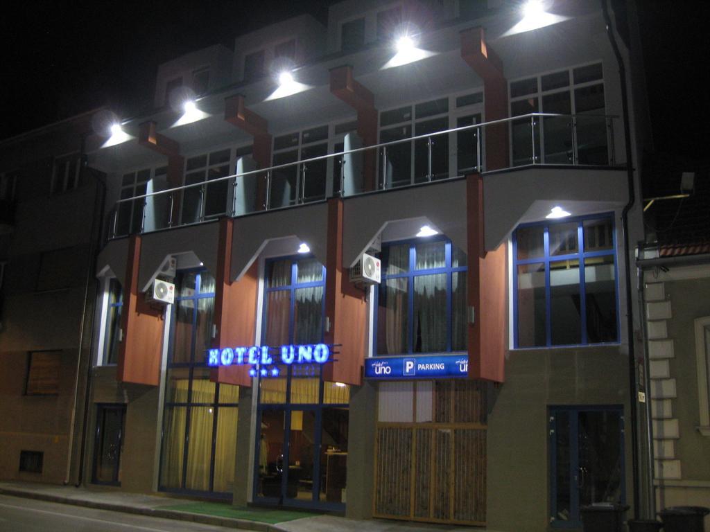 Hotel Uno Kecskemét Exterior foto